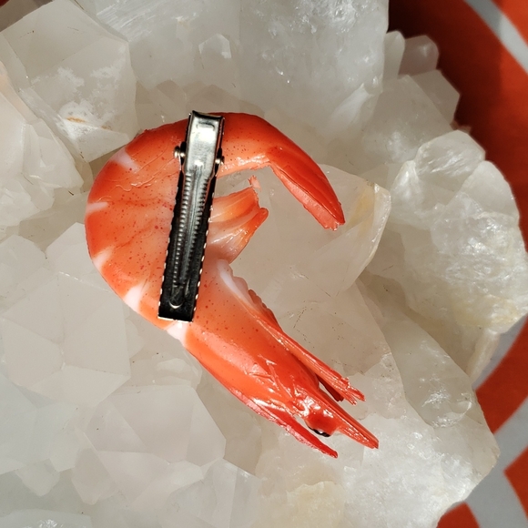 🦐 Large prawn hair clip - brand new! - Picture 2 of 6